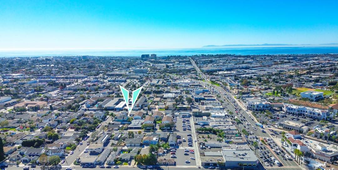 132 E 18th ST, Costa Mesa, CA 92627