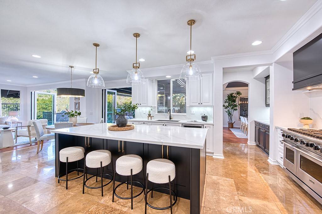 27 Raes Creek LN, Coto De Caza, CA 92679