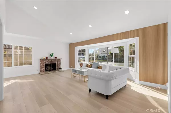 Santa Ana, CA 92704,3017 S Thornton ST