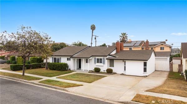 Downey, CA 90240,9404 Downey AVE