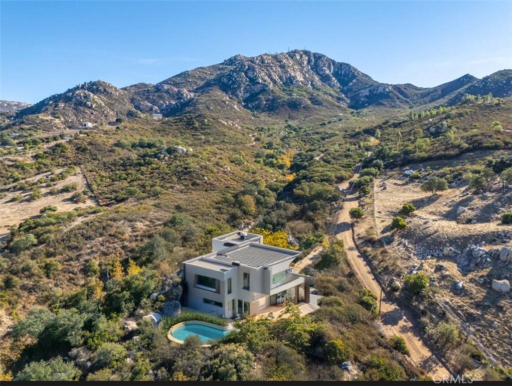 16700 Christopher Ln, Jamul, CA 91935
