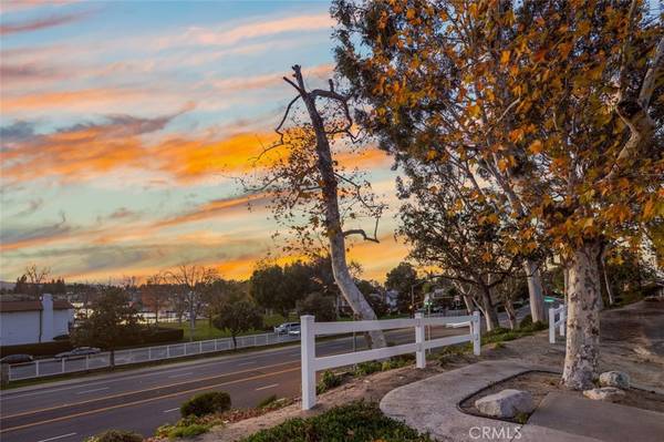 Lake Forest, CA 92630,21739 Lake Vista DR