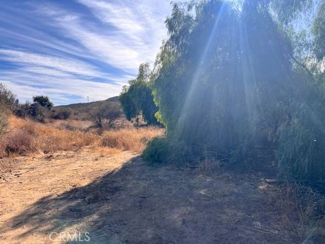 24260 Locust ST, Wildomar, CA 92584