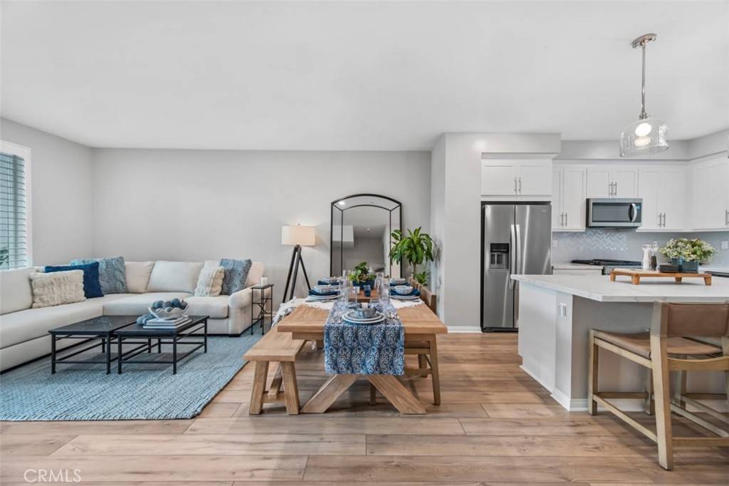 Irvine, CA 92614,207 Steely