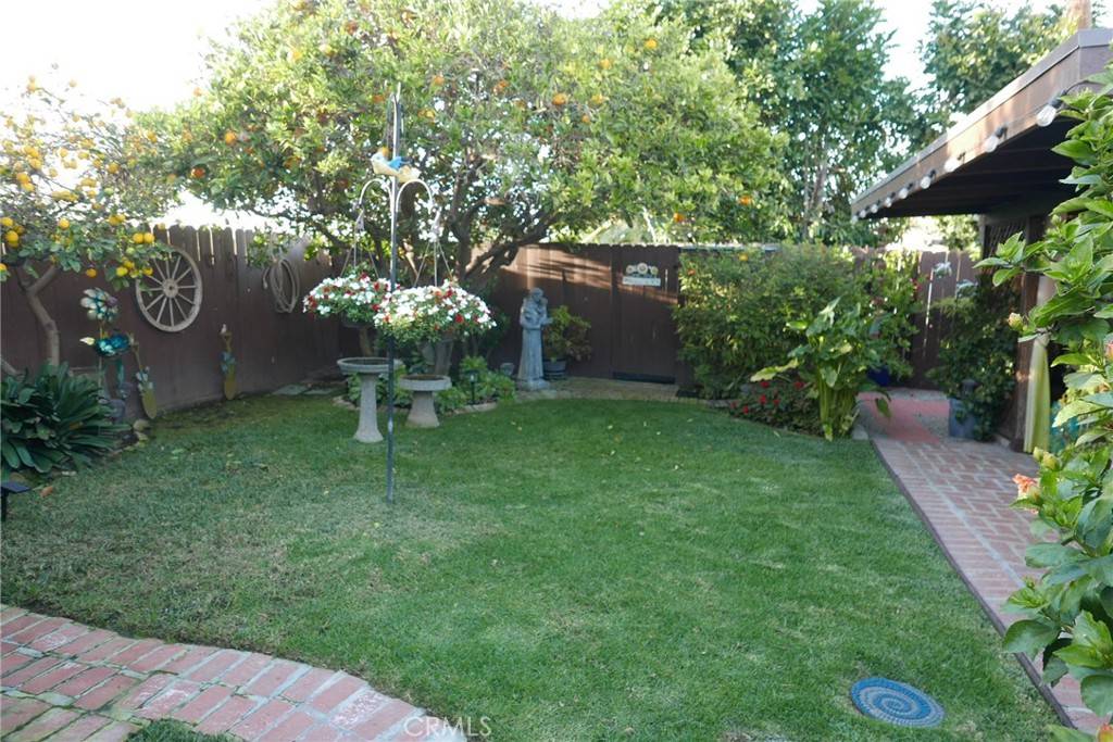 Costa Mesa, CA 92626,1641 Labrador DR