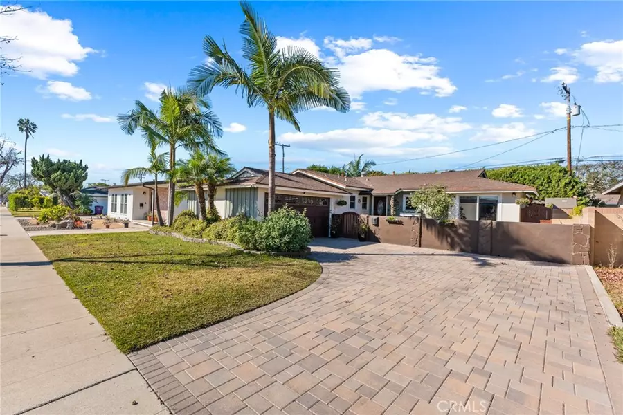 5307 E Eagle ST, Long Beach, CA 90815