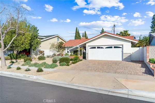 Costa Mesa, CA 92626,3214 Dakota AVE