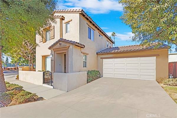 7003 Windmill LN, Paramount, CA 90723