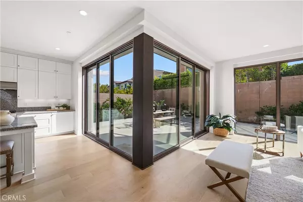 Irvine, CA 92602,146 Bellini