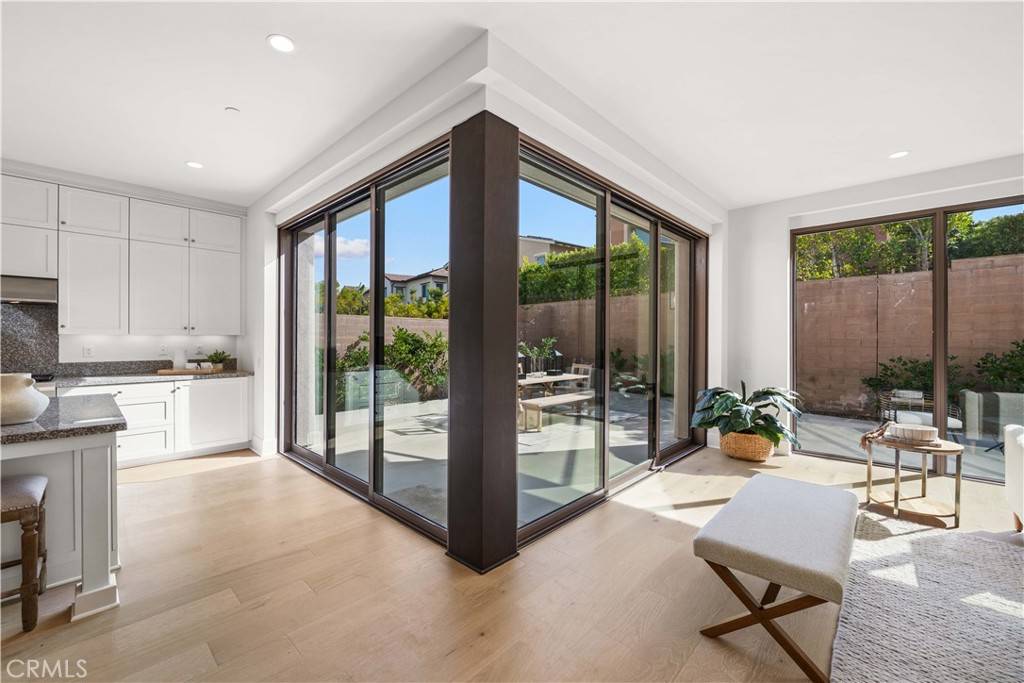 Irvine, CA 92602,146 Bellini