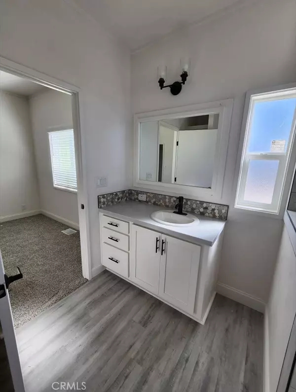 Anaheim, CA 92806,2627 E La Palma AVE #99