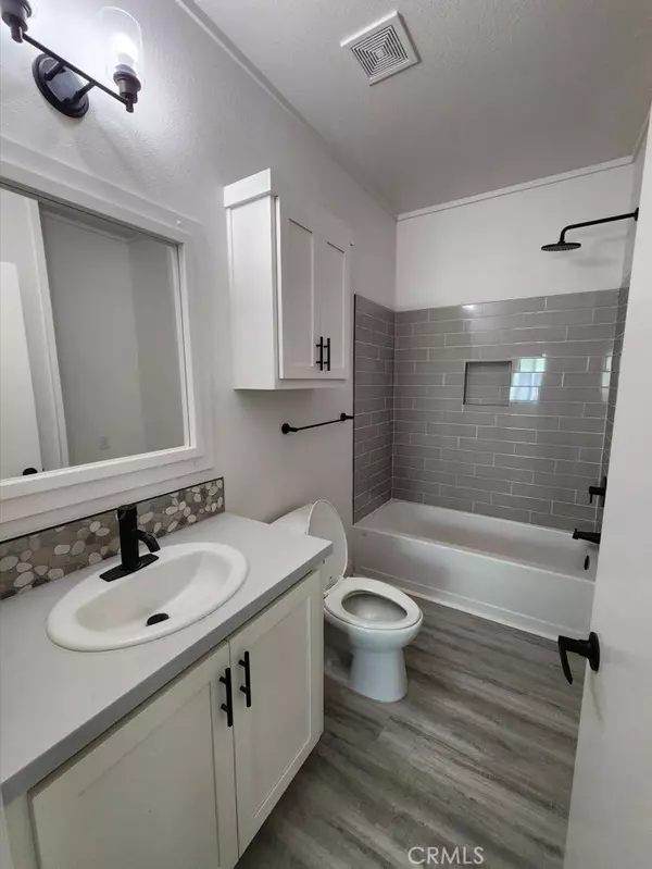 Anaheim, CA 92806,2627 E La Palma AVE #99