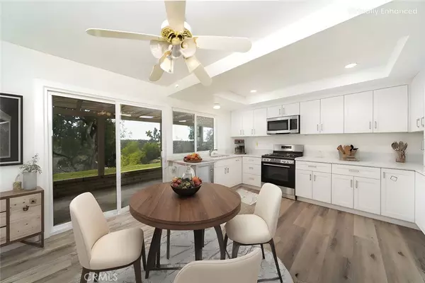 Mission Viejo, CA 92692,28102 Calle Casal