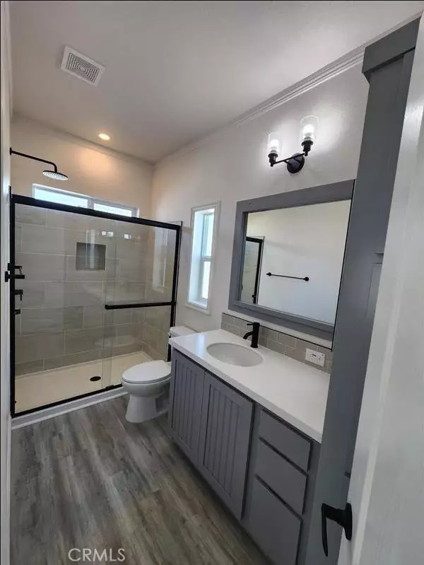 Anaheim, CA 92806,2627 E La Palma AVE #160