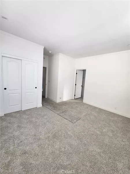 2627 E La Palma AVE #129, Anaheim, CA 92806
