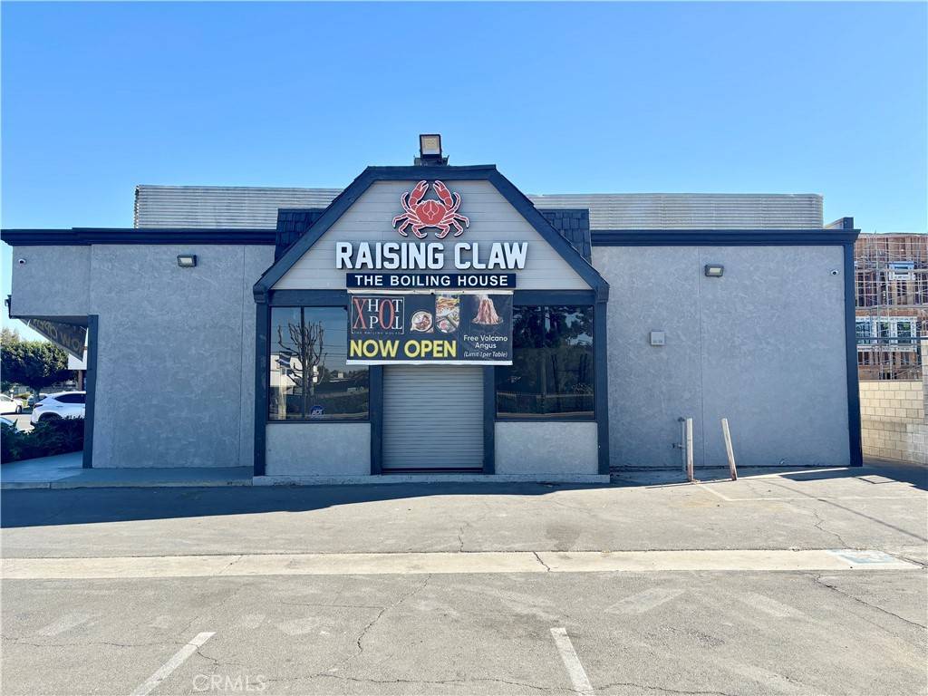 12140 Beach Blvd, Stanton, CA 90680