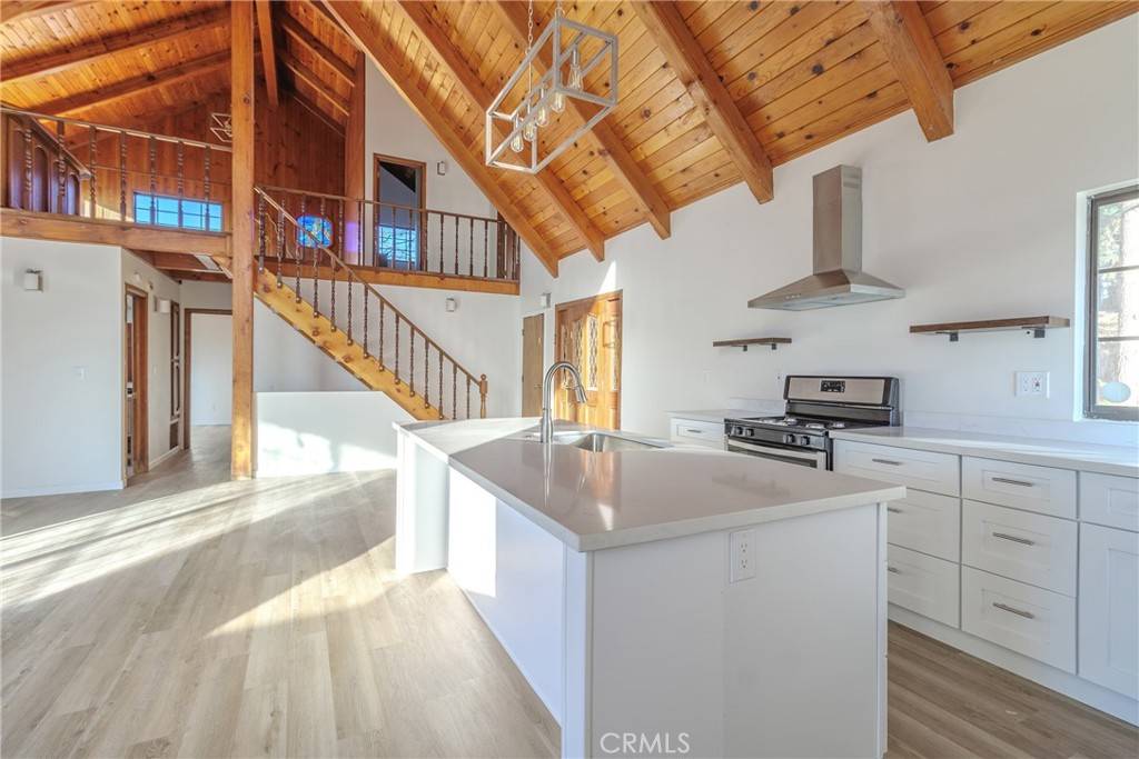 Running Springs, CA 92382,30042 Enchanted WAY