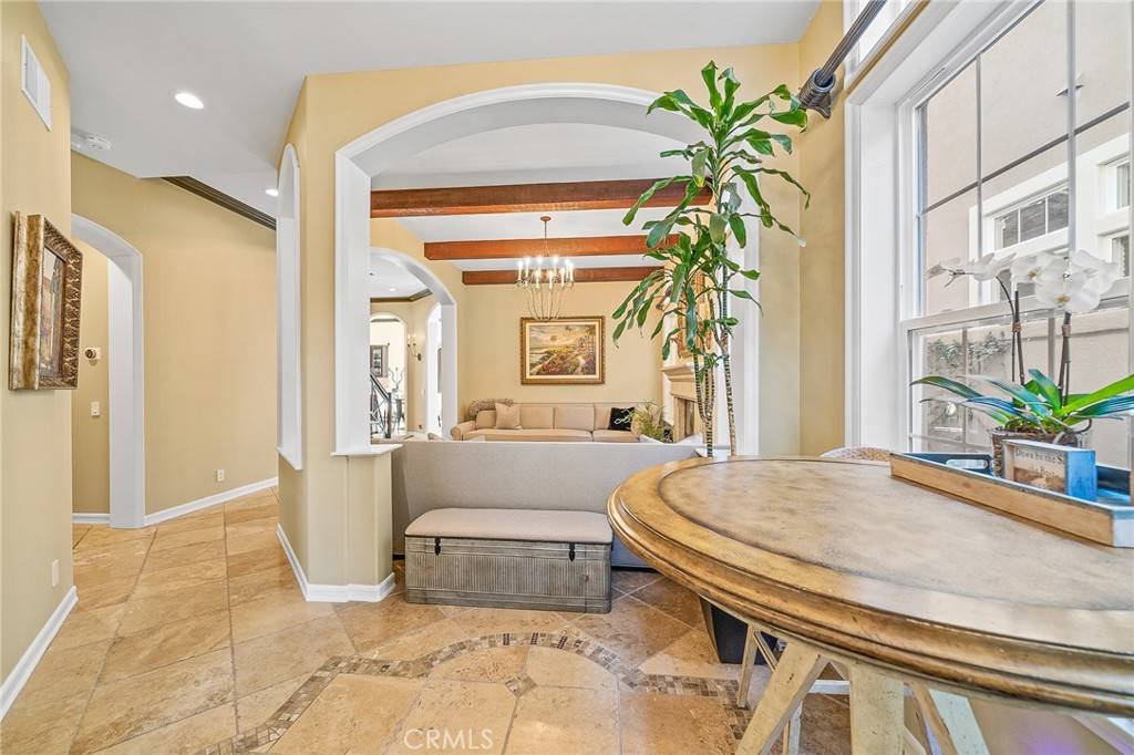 Huntington Beach, CA 92648,5676 Ocean Terrace DR