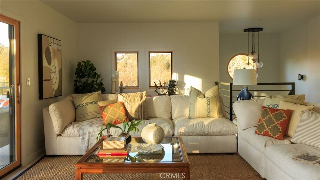 Pasadena, CA 91105,470 Sycamore Glen