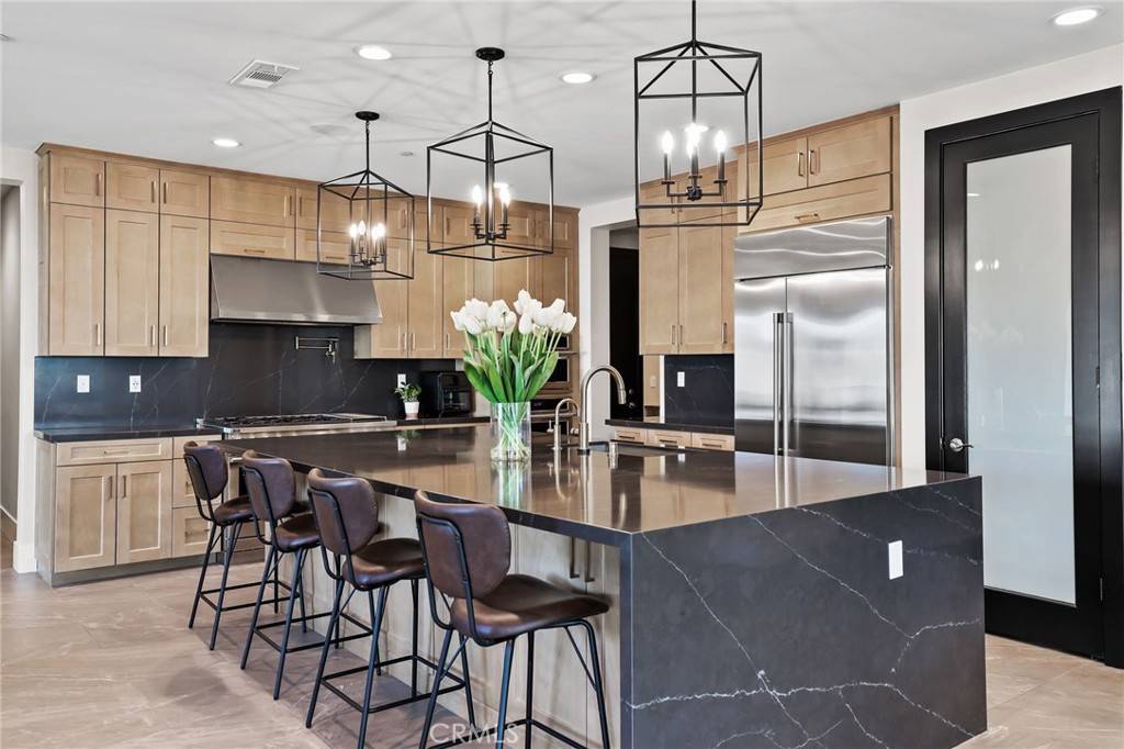 39767 Larkspur TER, Temecula, CA 92591