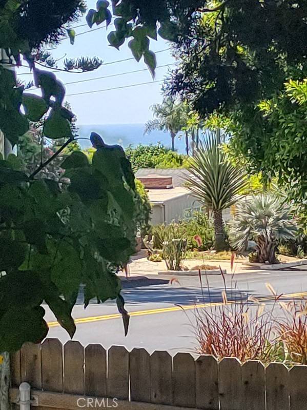 Laguna Beach, CA 92651,656 Thalia ST