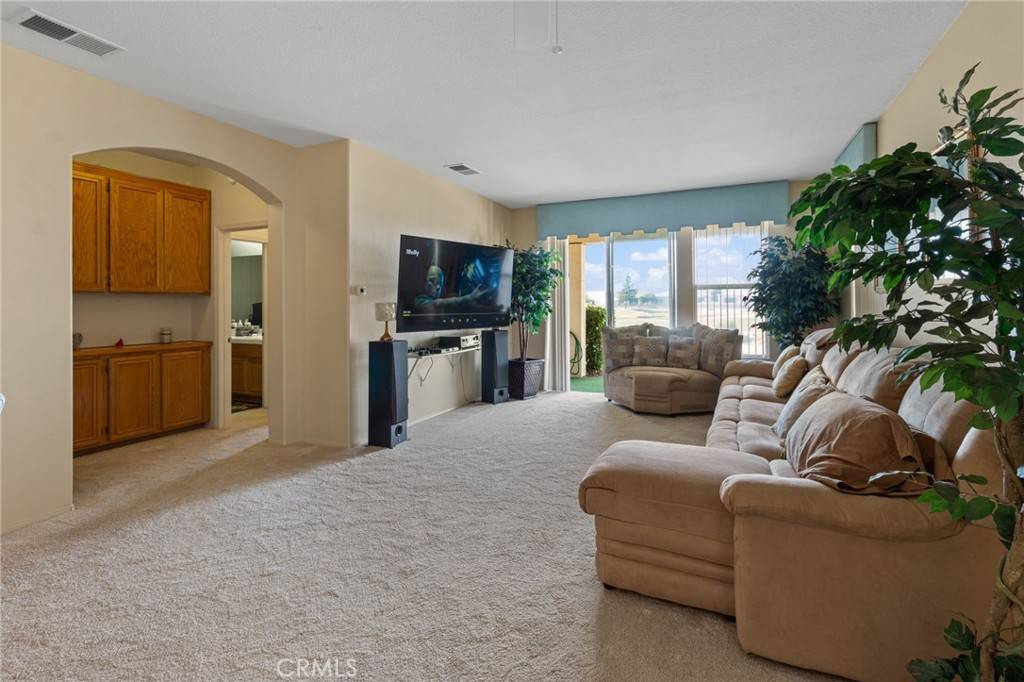Apple Valley, CA 92308,11096 Sandy LN