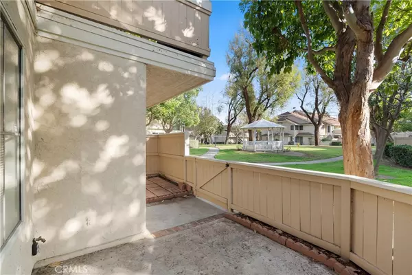 Stanton, CA 90680,12621 MOORDALE CIRCLE #G