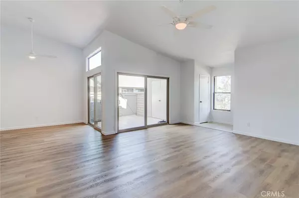 Huntington Beach, CA 92646,8566 Larkhall CIR #809D