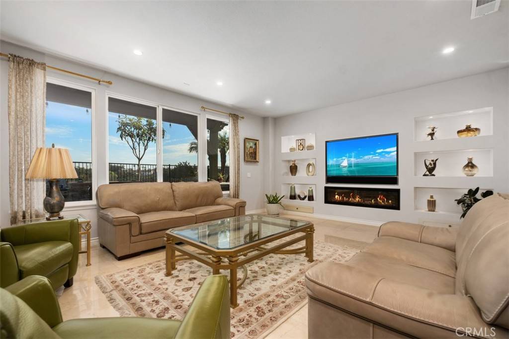 Laguna Niguel, CA 92677,28622 Point Loma