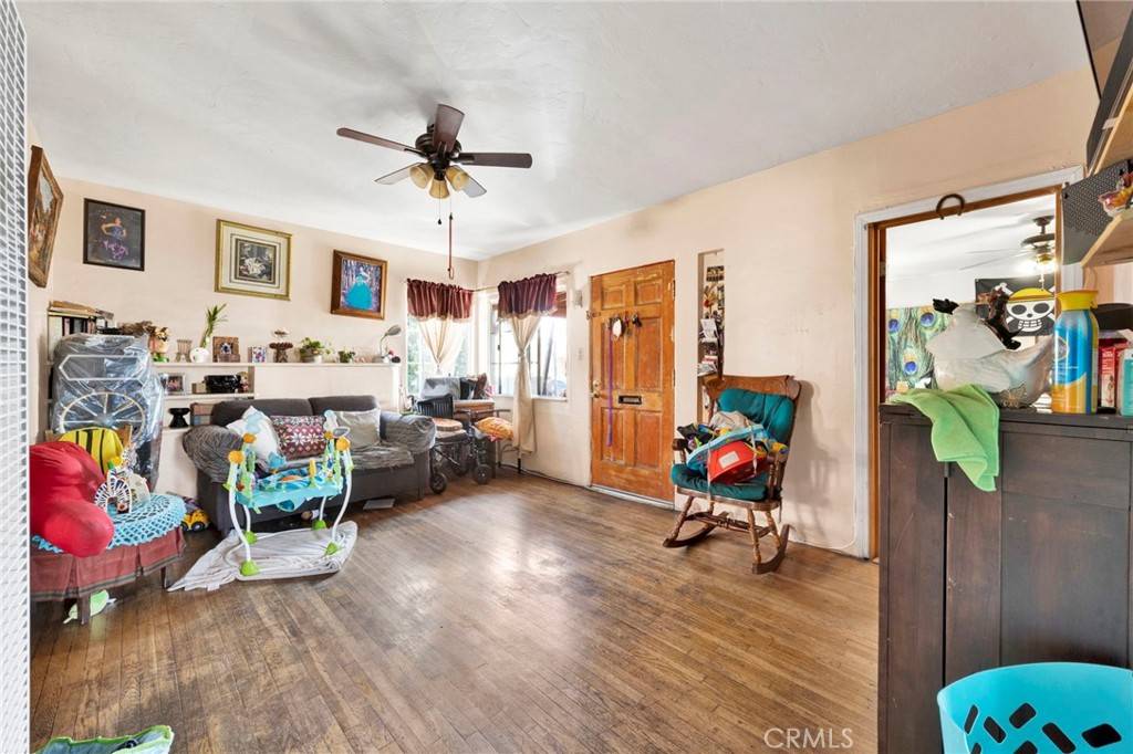 Sun Valley, CA 91352,8269 Case AVE