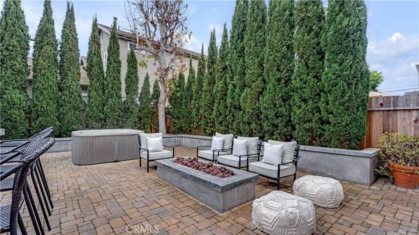 1308 Alabama ST, Huntington Beach, CA 92648