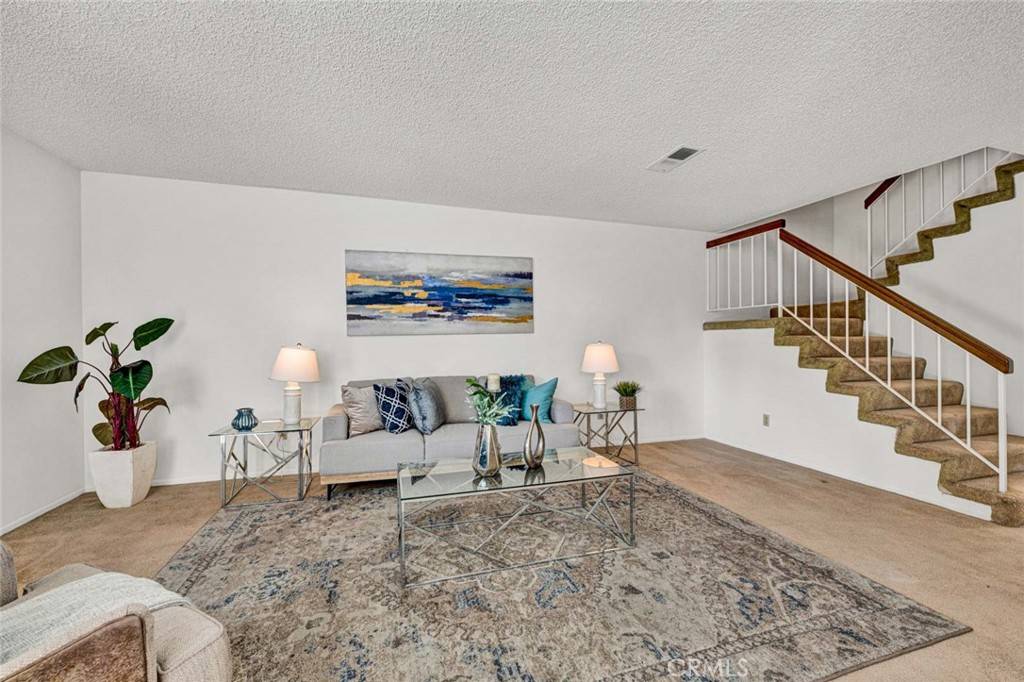 Fullerton, CA 92833,1021 Carmel CIR