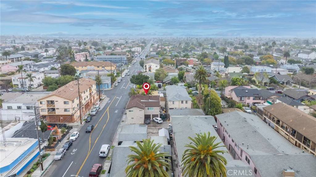 Long Beach, CA 90804,2122 E 10th ST