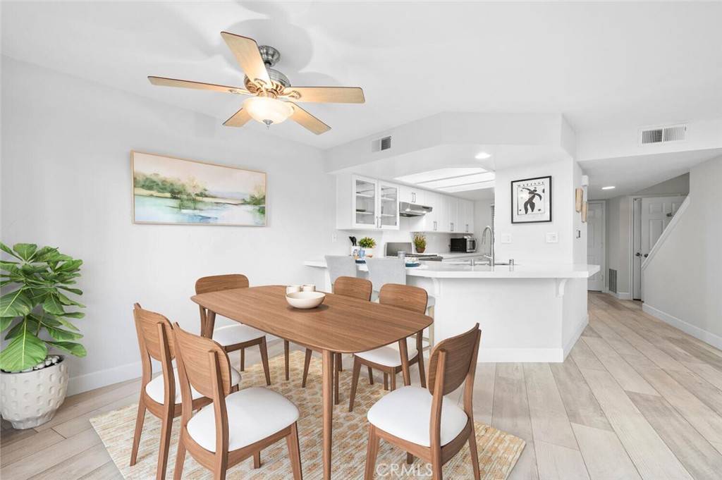 Laguna Beach, CA 92651,213 Santa Rosa CT