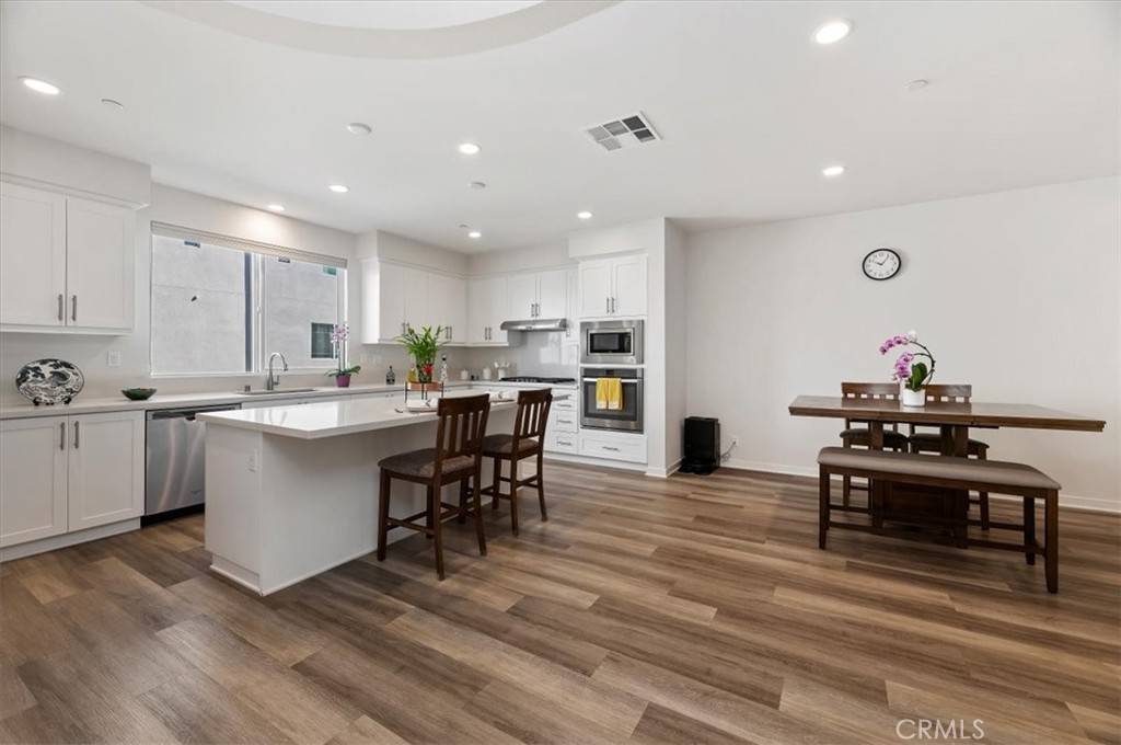 Irvine, CA 92618,104 Terrapin