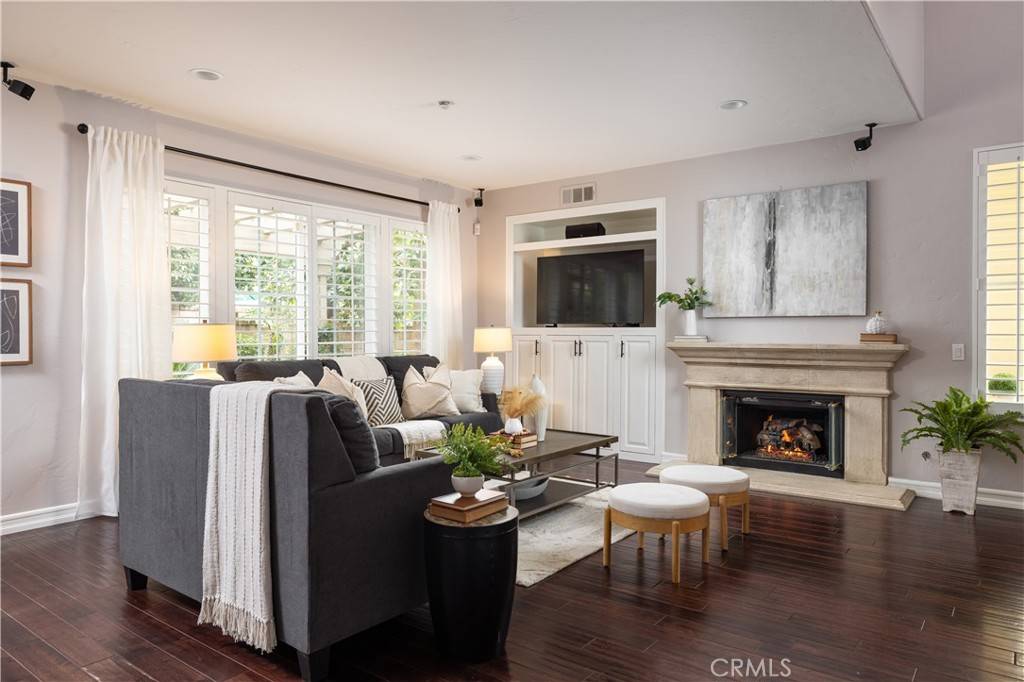 Mission Viejo, CA 92692,403 Knoll