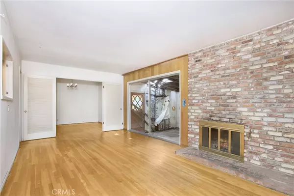 Anaheim, CA 92804,3218 W Ravenswood DR