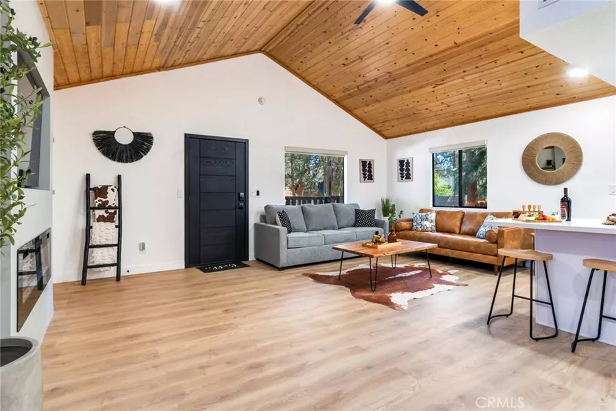 332 E Country Club BLVD, Big Bear City, CA 92314