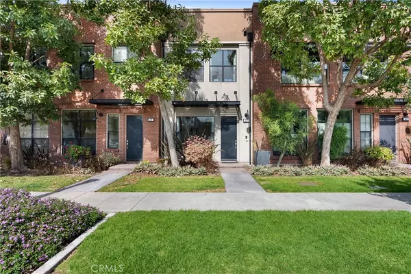Orange, CA 92868,515 W Maple AVE