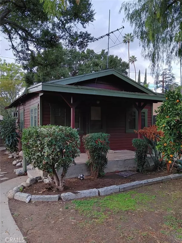 Riverside, CA 92501,4478 4th ST