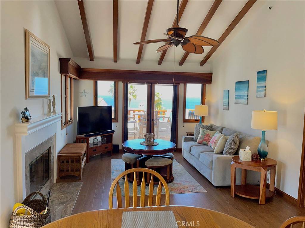 Avalon, CA 90704,60 Playa Azul