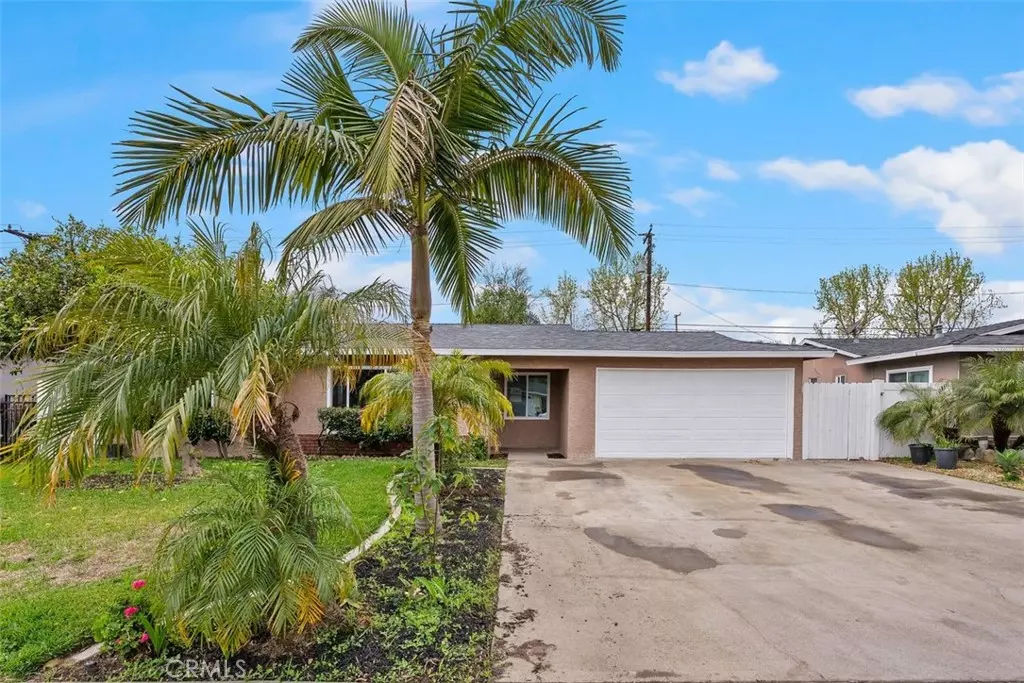 Santa Ana, CA 92704,1214 S Marine ST
