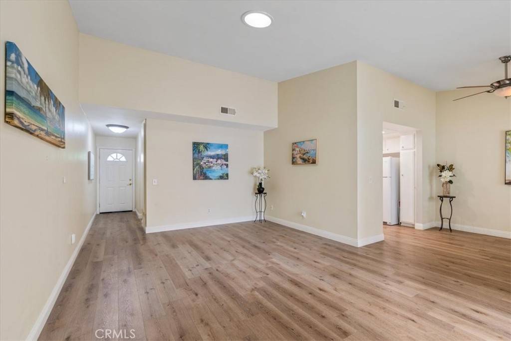 Huntington Beach, CA 92646,8933 Amador CIR #1316C