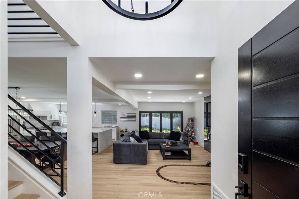 Huntington Beach, CA 92646,21091 Inferno LN