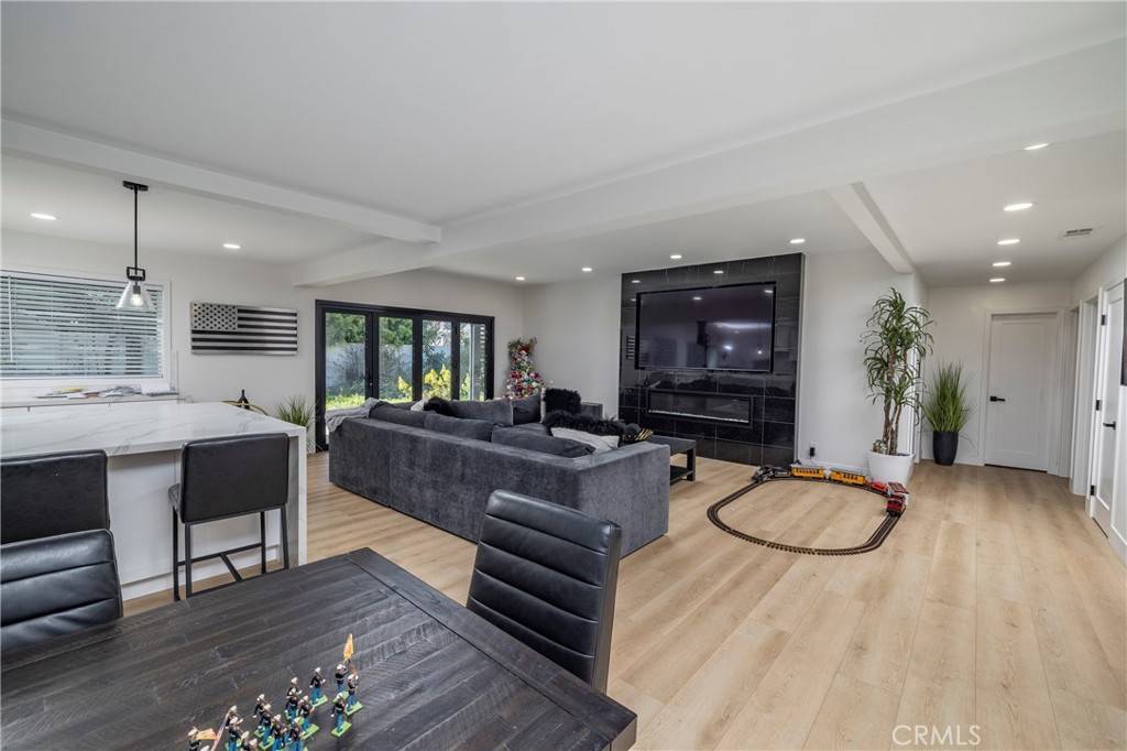 Huntington Beach, CA 92646,21091 Inferno LN