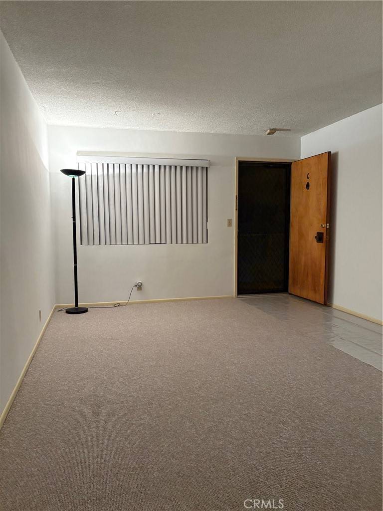 Santa Ana, CA 92701,919 N Minter ST #G