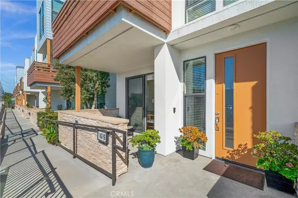 Costa Mesa, CA 92627,1676 Pomona AVE