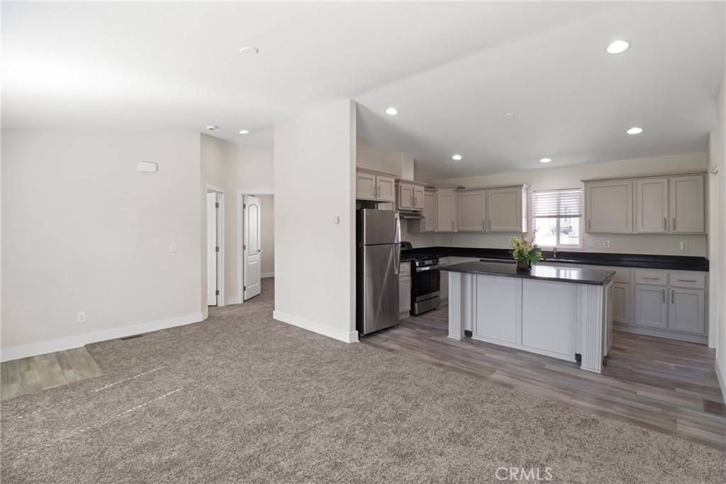 Glendora, CA 91741,451 S Sellers ST #5