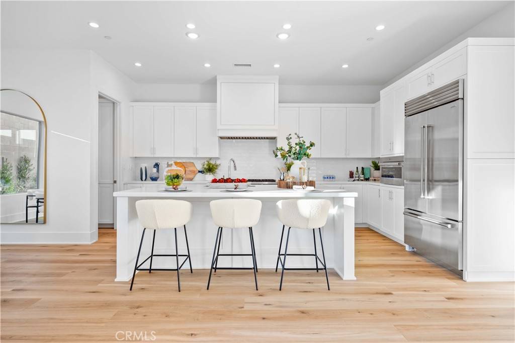Irvine, CA 92618,307 Brimwood
