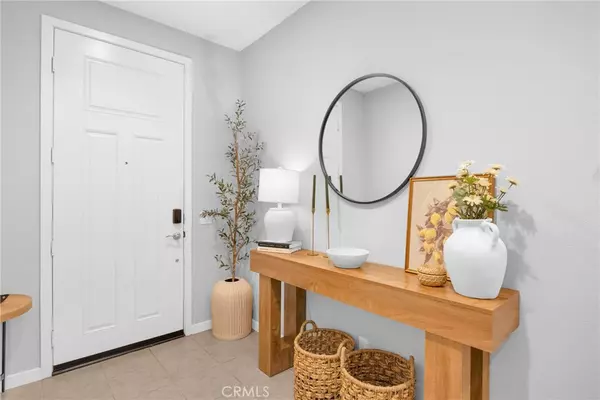 Rancho Santa Margarita, CA 92679,21472 Dahlia CT